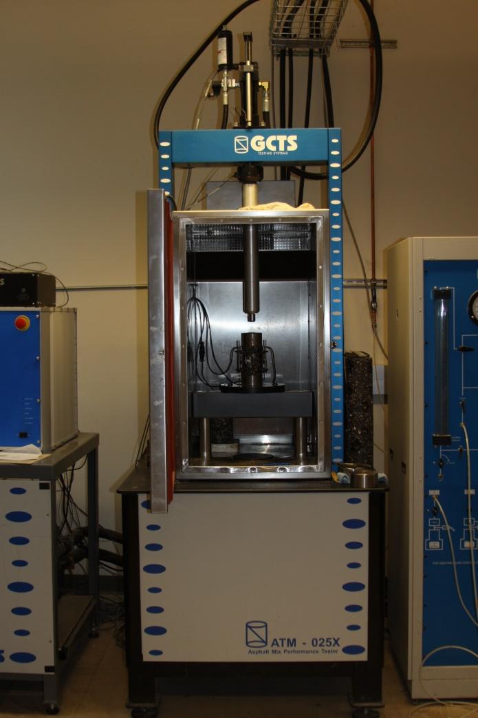 Dynamic Modulus Test Device