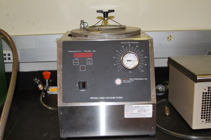 Vacuum Oven